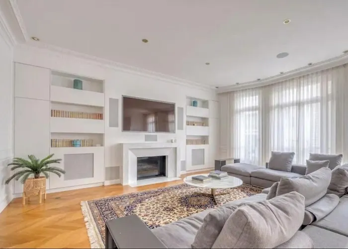 3br Champs Elisee Jean Mermoz 파리