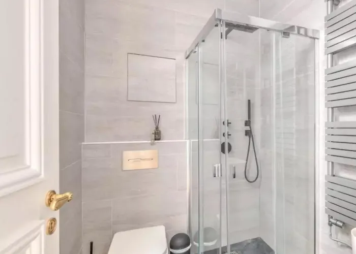 3br Champs Elisee Jean Mermoz Apartman